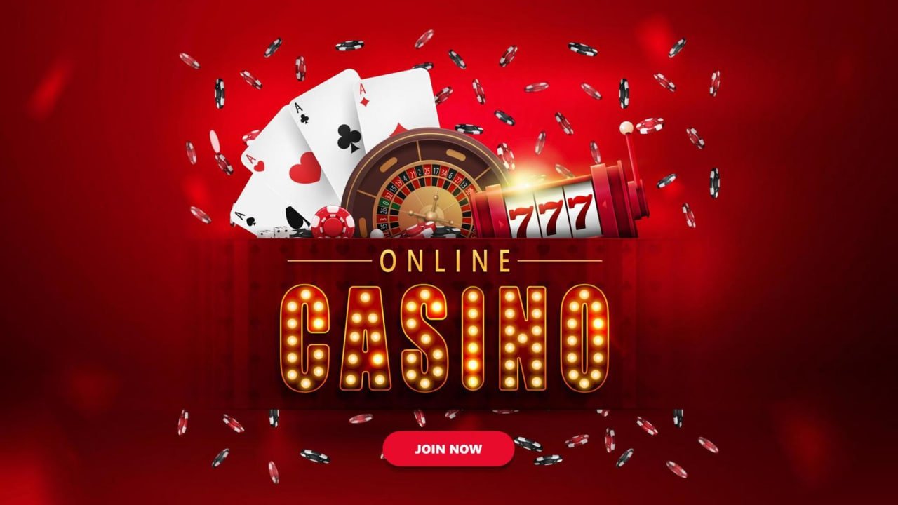 မြန်မာ ကစားသူ မိုဘိုင်းဖုန်းဖြင့် game7766 APP ဒေါင်းလုဒ်ပြုလုပ်နေသောပုံ